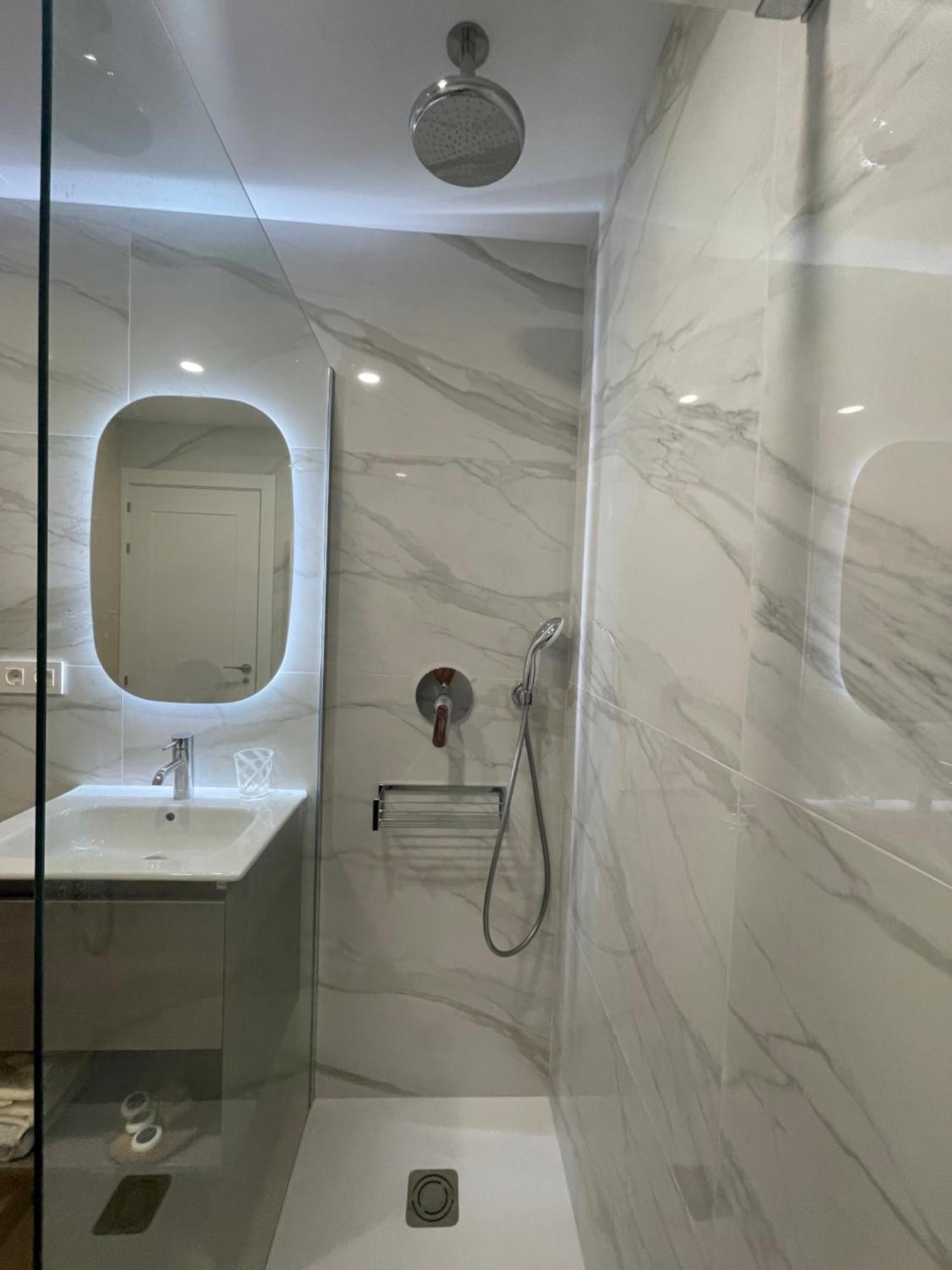 Riscal Suits Luxury Alicante Luaran gambar